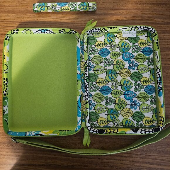 VERA Bradley Hard Shell Kindle iPad Tablet CASE - Picture 5 of 6